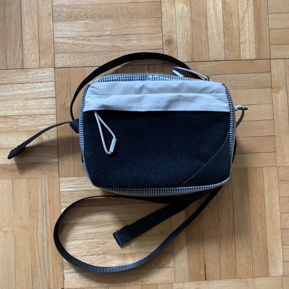 Acne Studios Handbags - acne studios bla konst Hidey bag